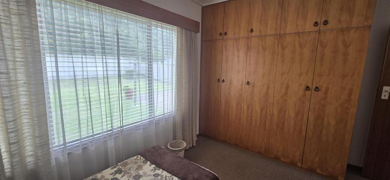 4 Bedroom Property for Sale in Outeniqua Strand Western Cape